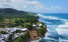 The Sea Cliff Hotel Resort & Spa